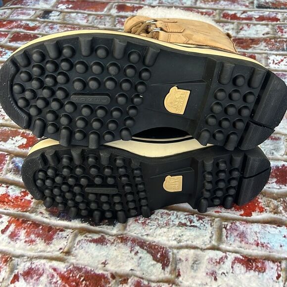 Sorel beige black waterproof mid calf boots - Picture 9 of 9